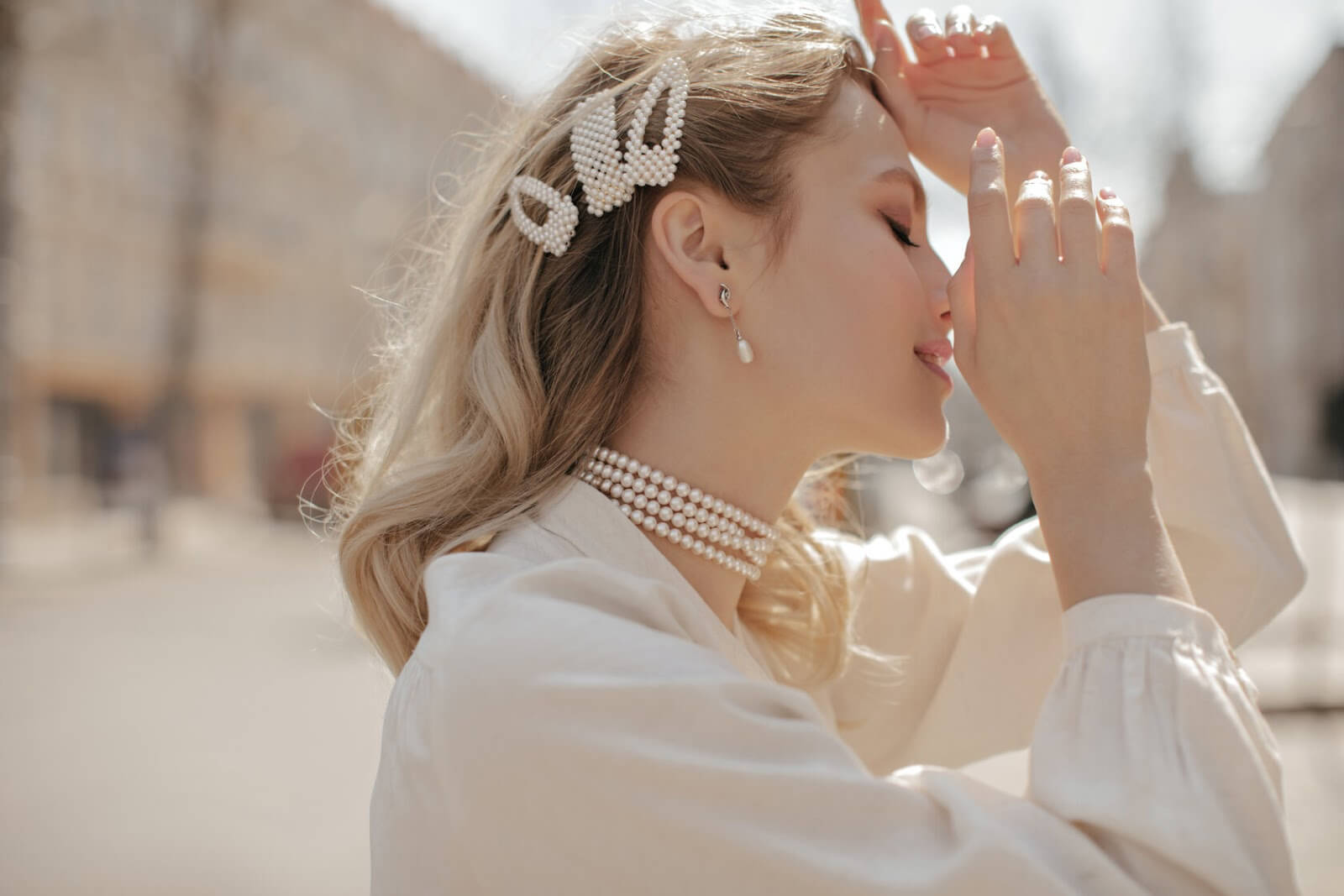 How to Wear Pearls as Your Everyday Jewelry